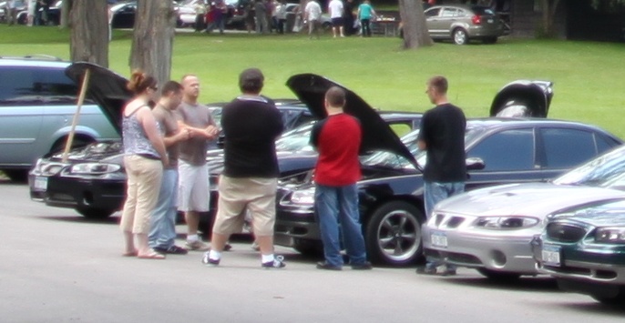 unycgp2009picnic lineup 100% crop usmcz